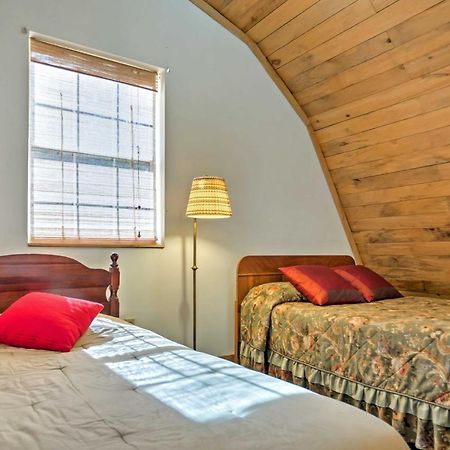 Rustic Taswell Cabin Grill And Walk To Patoka Lake! Exterior foto